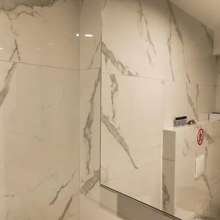 Luxury Living Peramos *