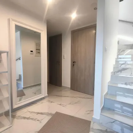 Luxury Living Peramos