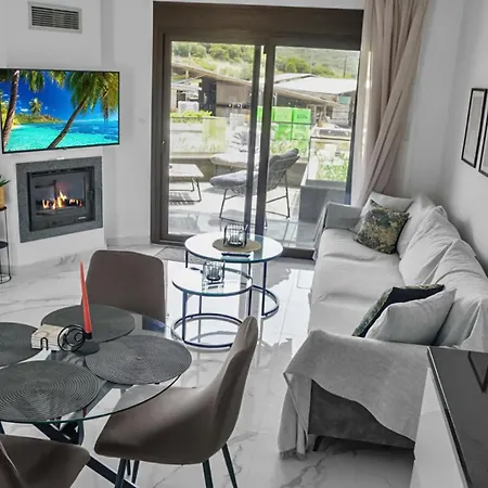 Luxury Living Peramos * Неа-Перамос