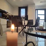 Semesterbostad Luxury Living Peramos Néa Péramos