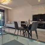 Luxury Living Peramos Semesterbostad *